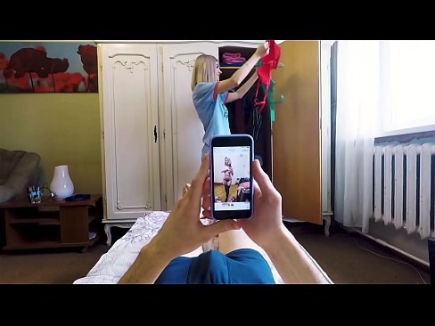 ❤️ Ua hoʻomake ʻo Stepsister i kona kaikunāne ma mua o ka hoʻi ʻana mai o ka makuahine ️ Porn video ia makou ❌