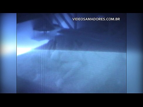 ❤️ Hoʻopaʻa kiʻiʻoniʻoni ʻo kane i ka wahine fucking hoalauna a ʻike ʻo ia he cuckold ️ Porn video ia makou ❌